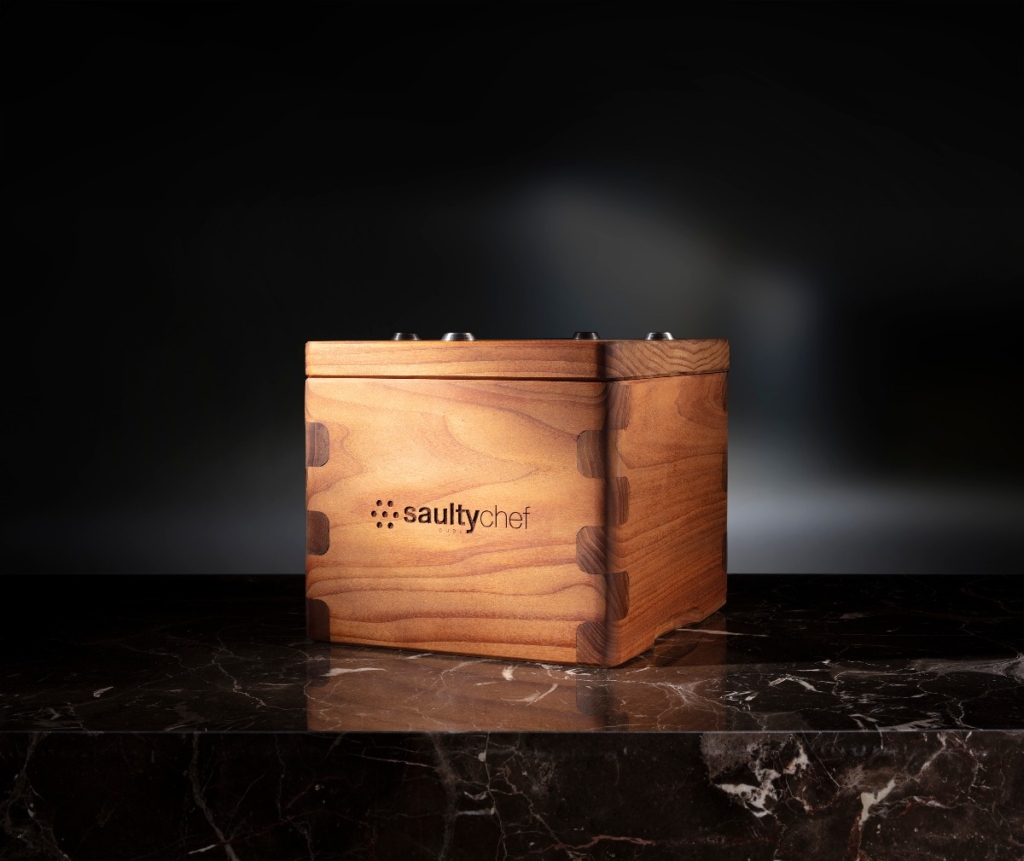 Salagione cinetica rivoluzionaria: Saultychef® cube opera senza cottura, in modo semplice e naturale.